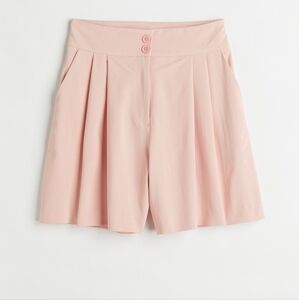 Pleated shorts